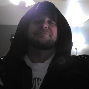 Meet your Posher, Derek